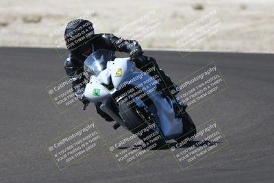 media/Sep-21-2025-TrackDaz (Sun) [[277c75b276]]/C Group/1140pm (Turn 3)/